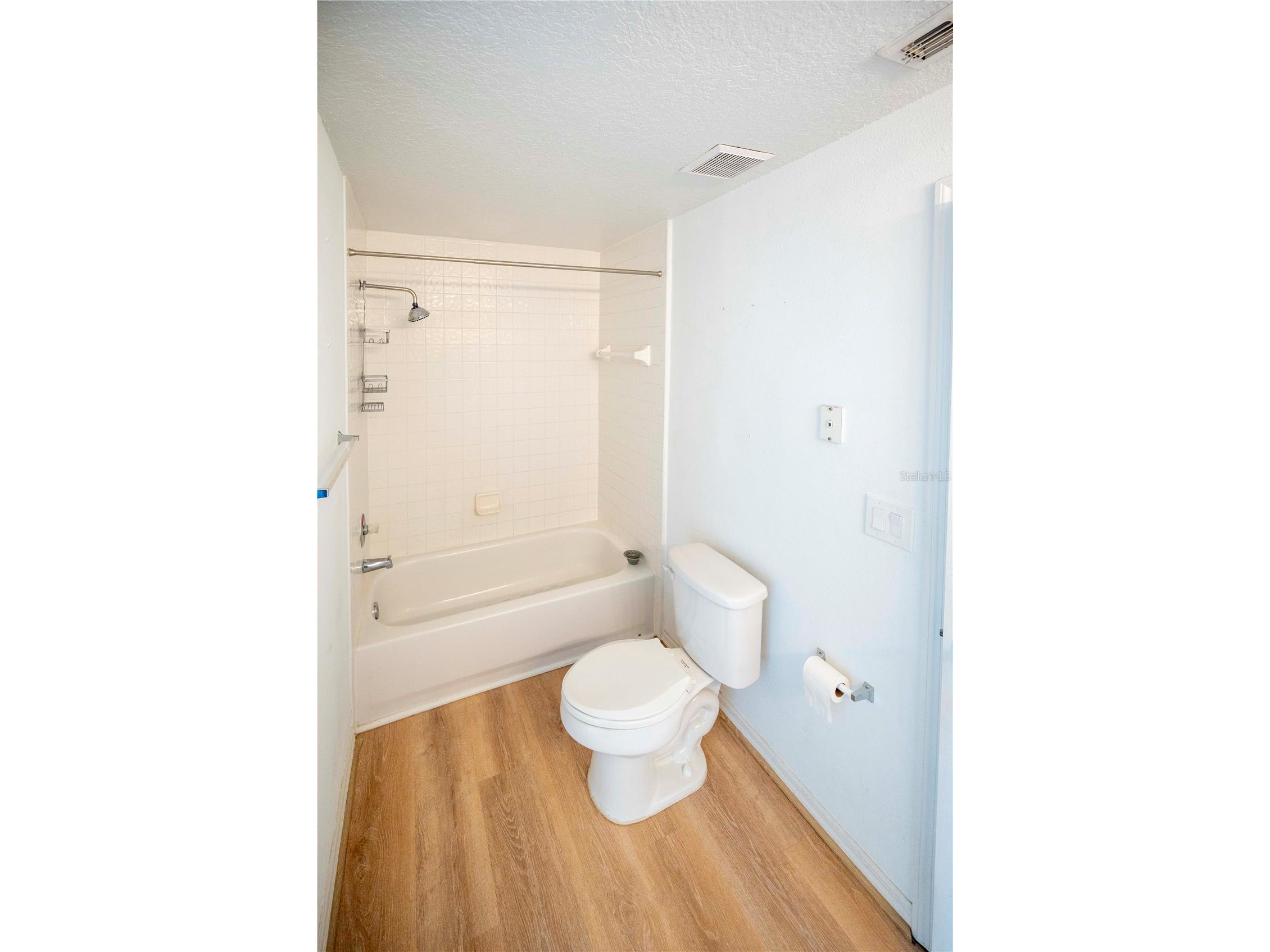 5554 Metrowest Boulevard #4-211 Orlando FL 32811 O6401257 image17