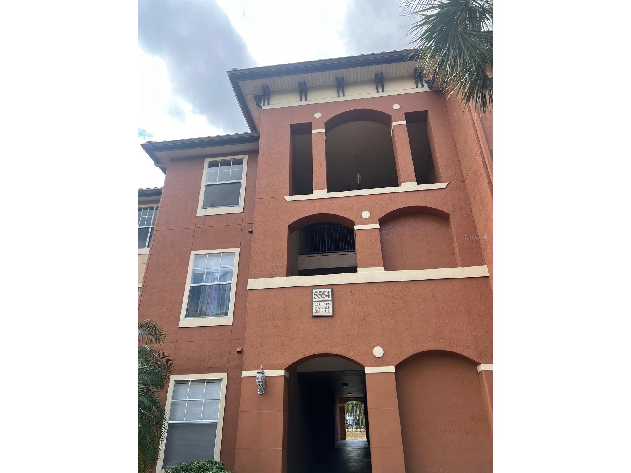 5554 Metrowest Boulevard #4-310 Orlando FL 32811 O6382684 image3