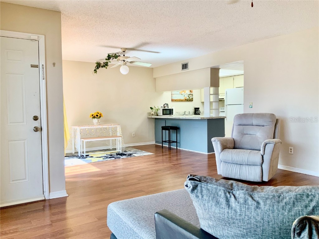 5554 Swift Road #2 Sarasota FL 34231 N6139870 image1