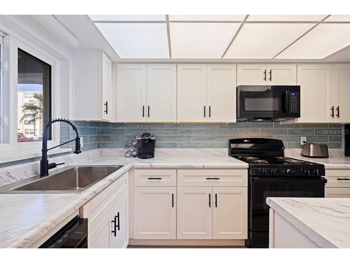 5555 Gulf Boulevard #115 Saint Pete Beach FL 33706 TB8450689 image4