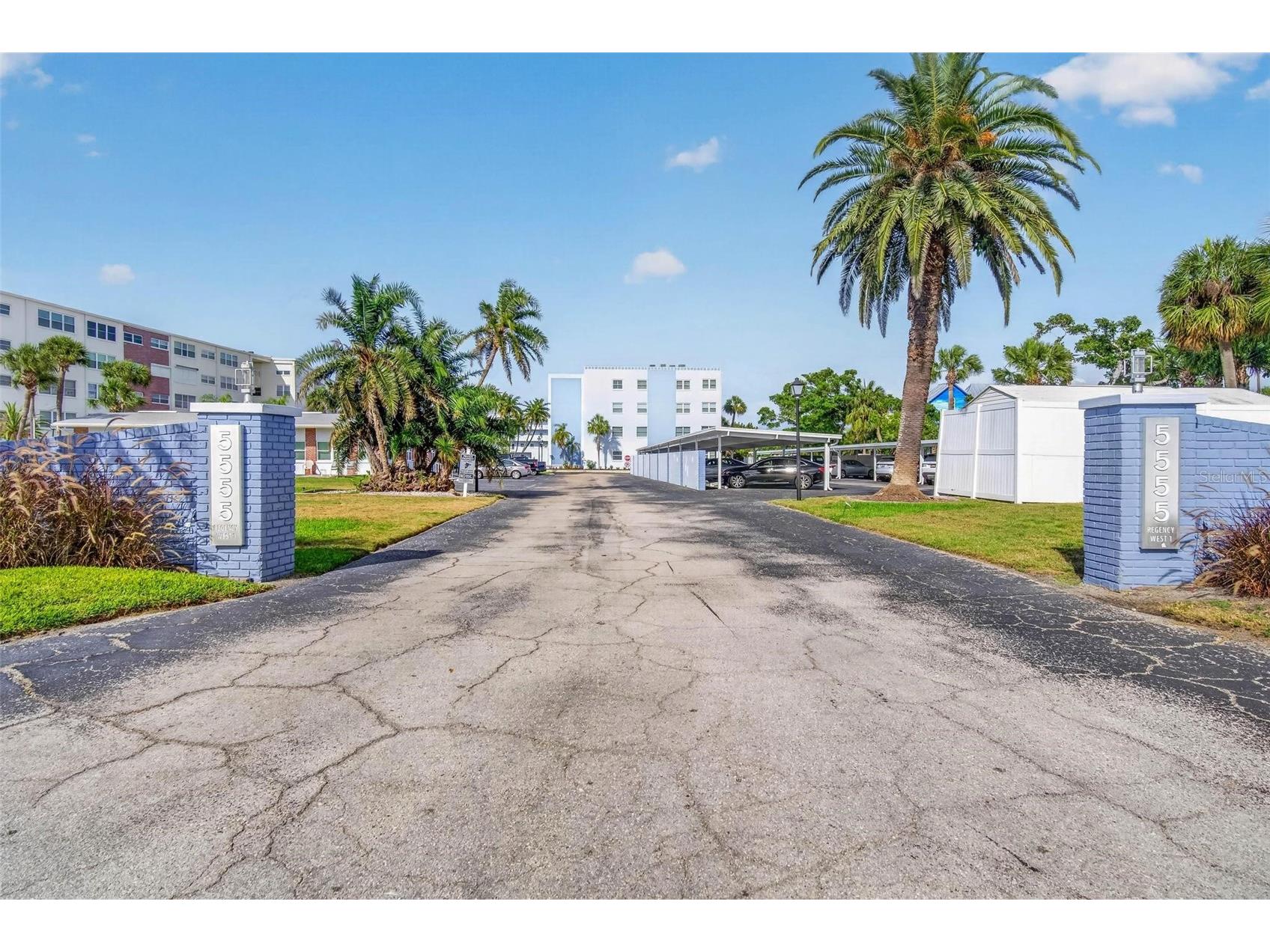 5555 Gulf Boulevard #402 Saint Pete Beach FL 33706 - BOCA CIEGA BAY & INTRACOASTAL TB8504180 image21