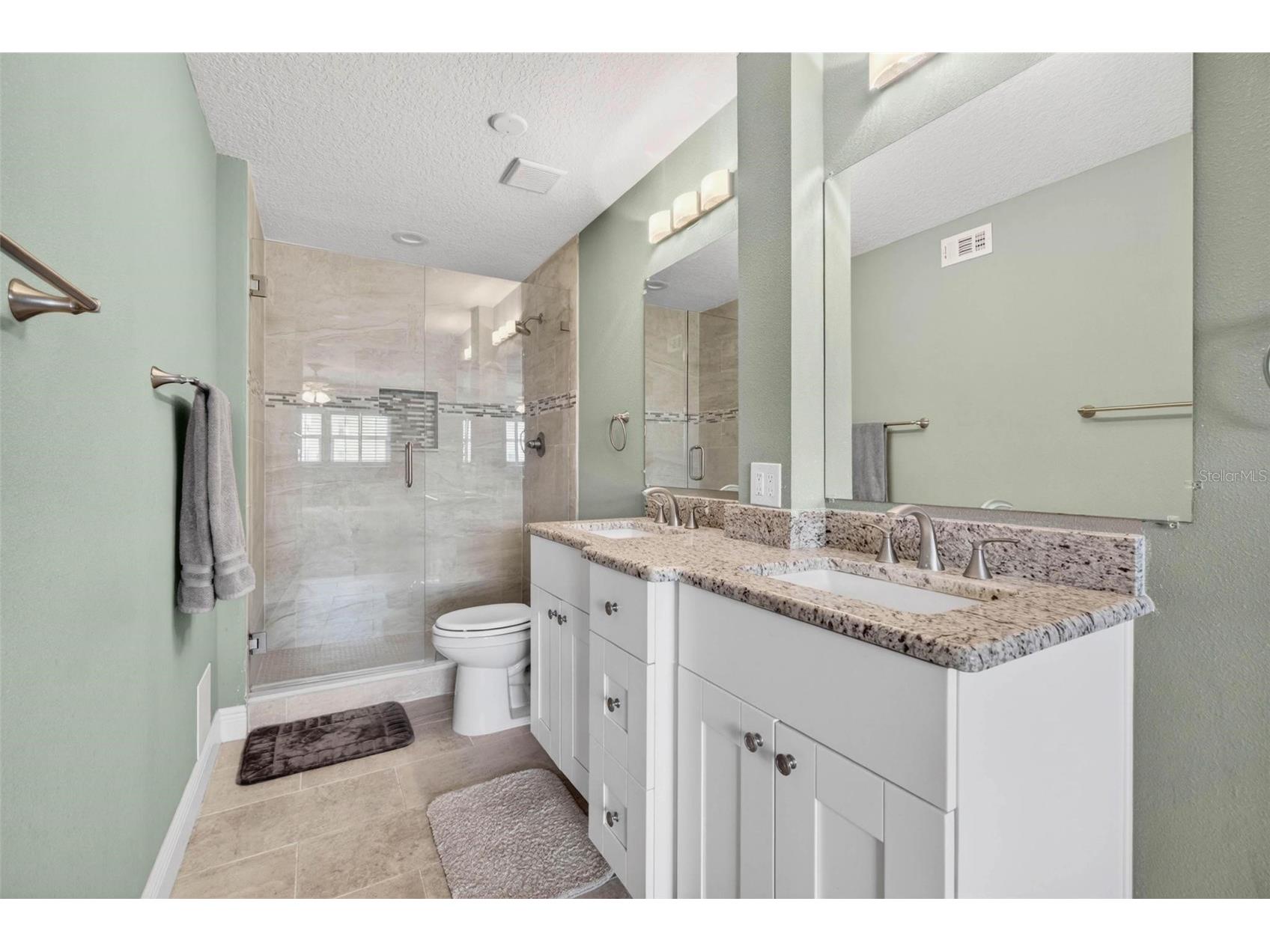5555 Gulf Boulevard #402 Saint Pete Beach FL 33706 - BOCA CIEGA BAY & INTRACOASTAL TB8504180 image6