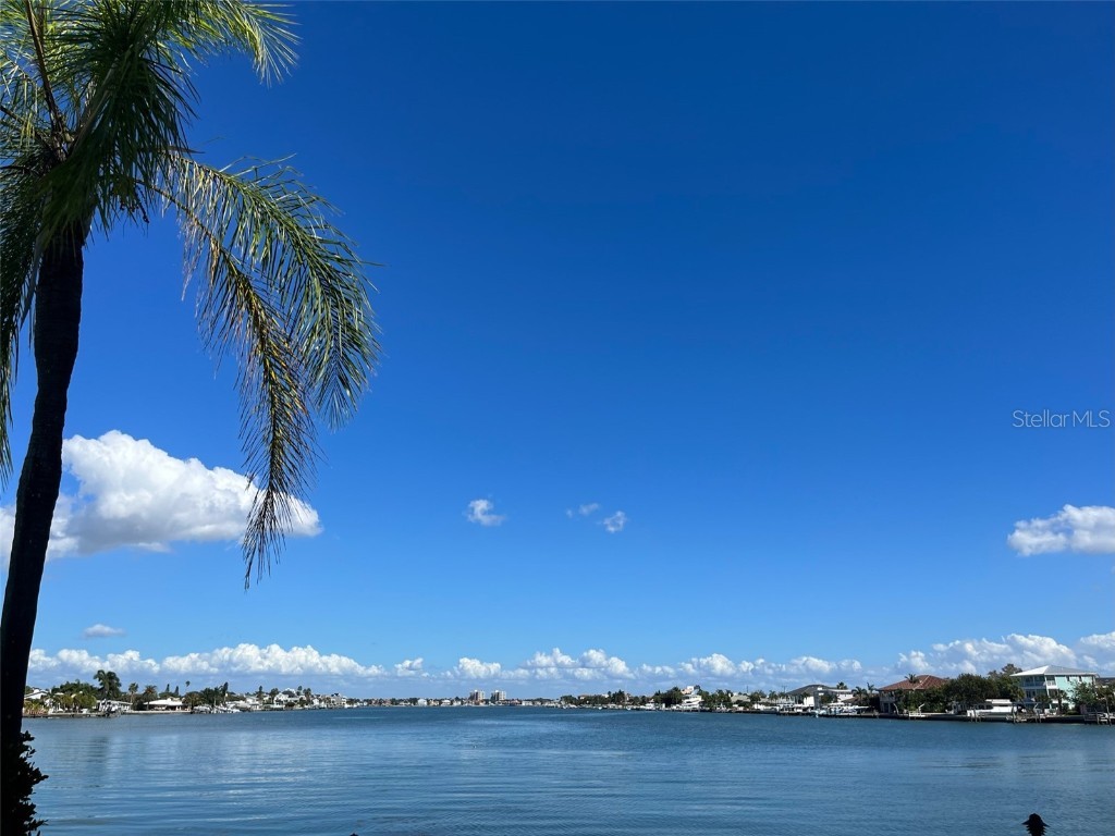 5555 Gulf Boulevard #406 Saint Pete Beach FL 33706 U8251471 image1