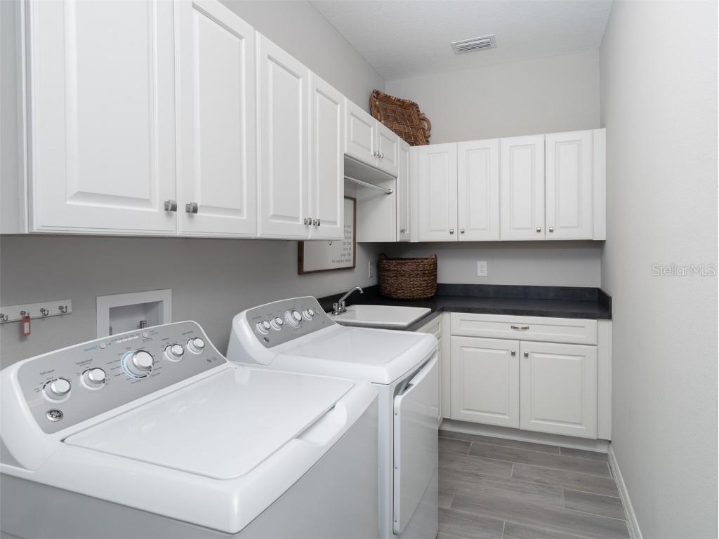 5555 NW 40th Place Ocala FL 34482 OM705821 image18