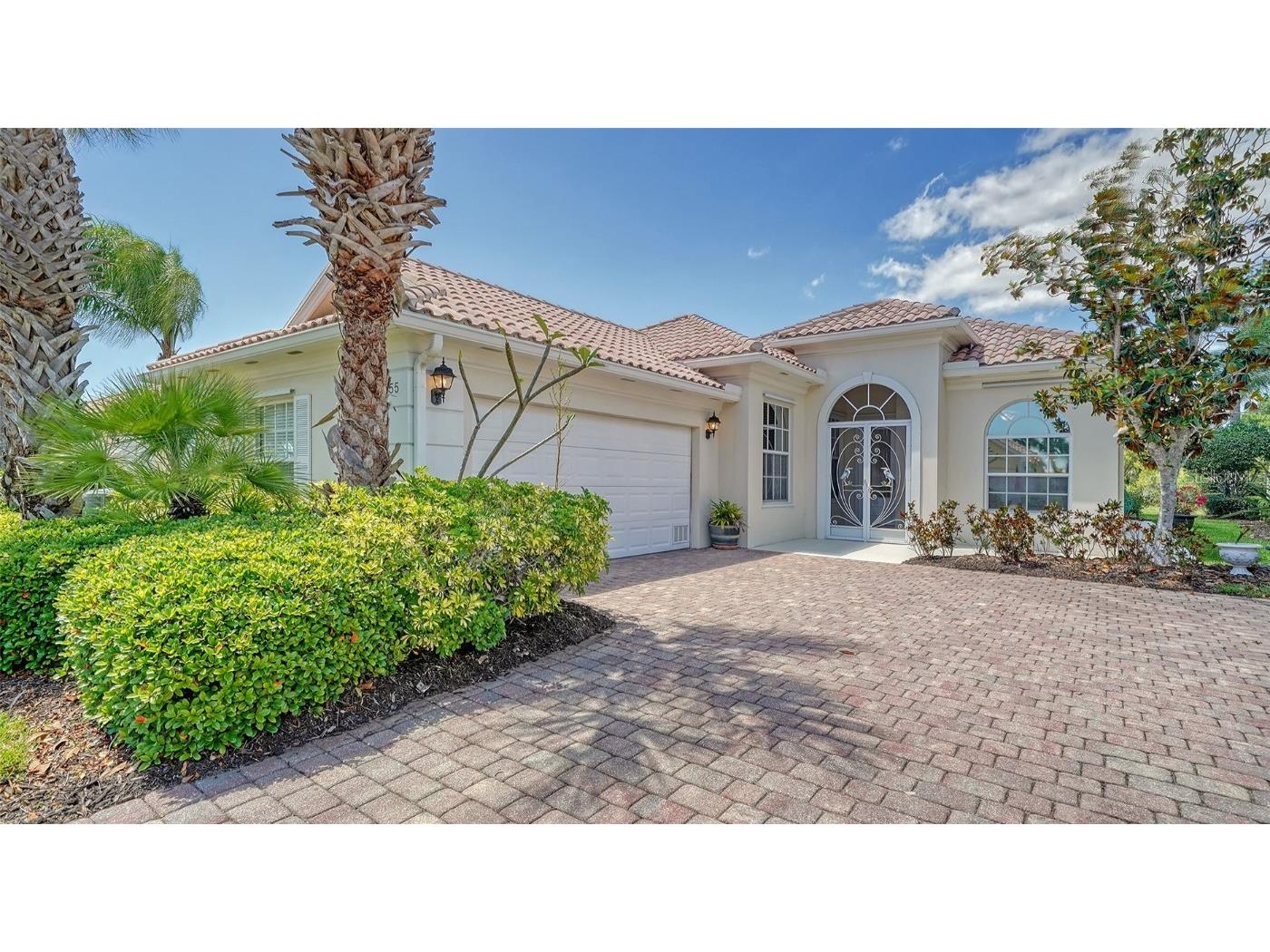 5555 Octonia Place Sarasota FL 34238 A4607710 image1