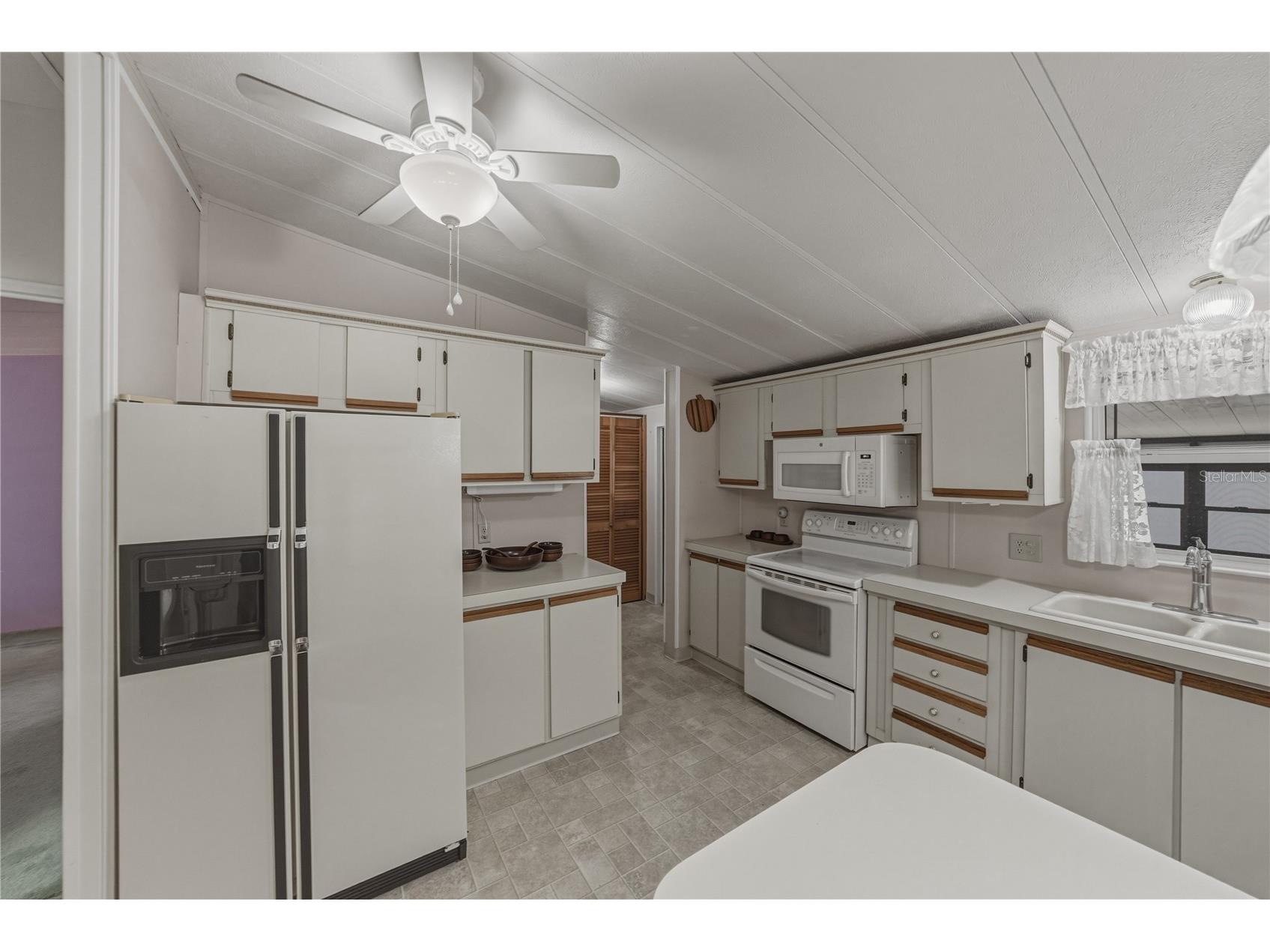 5556 Riviera Drive Zephyrhills FL 33541 TB8488969 image21