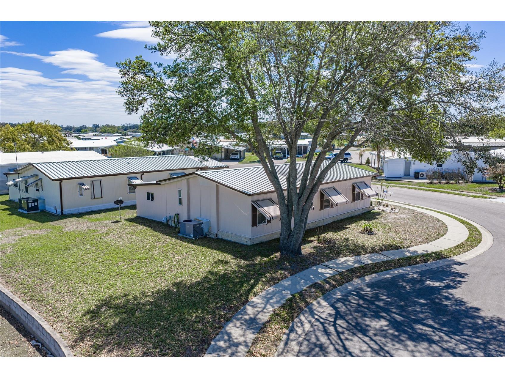 5556 Riviera Drive Zephyrhills FL 33541 TB8488969 image40