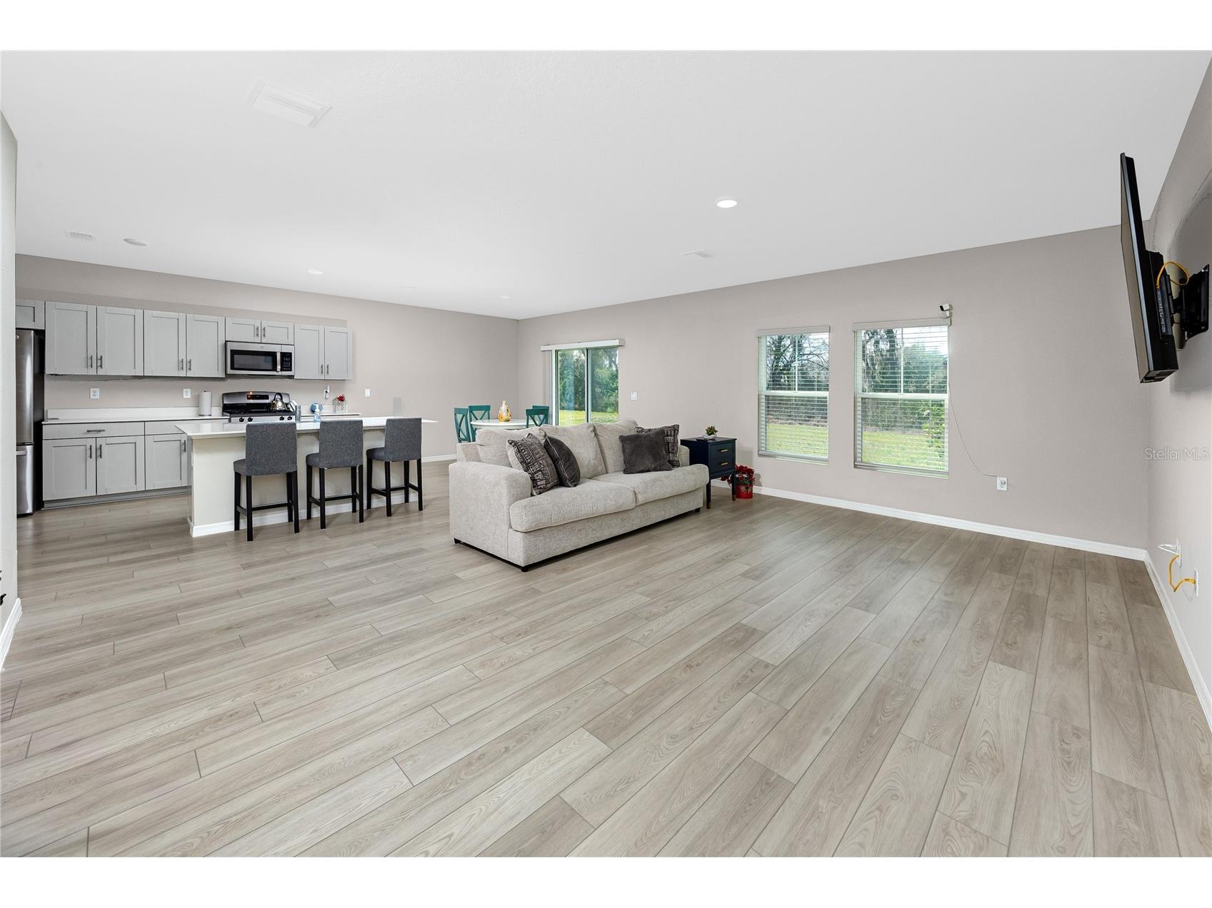 5556 Summer Sunset Drive Apollo Beach FL 33572 TB8487374 image2