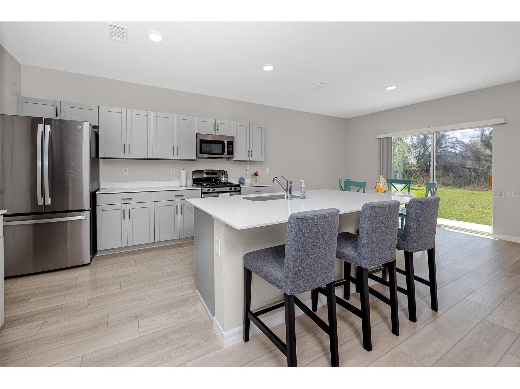 5556 Summer Sunset Drive Apollo Beach FL 33572 TB8487374 image3