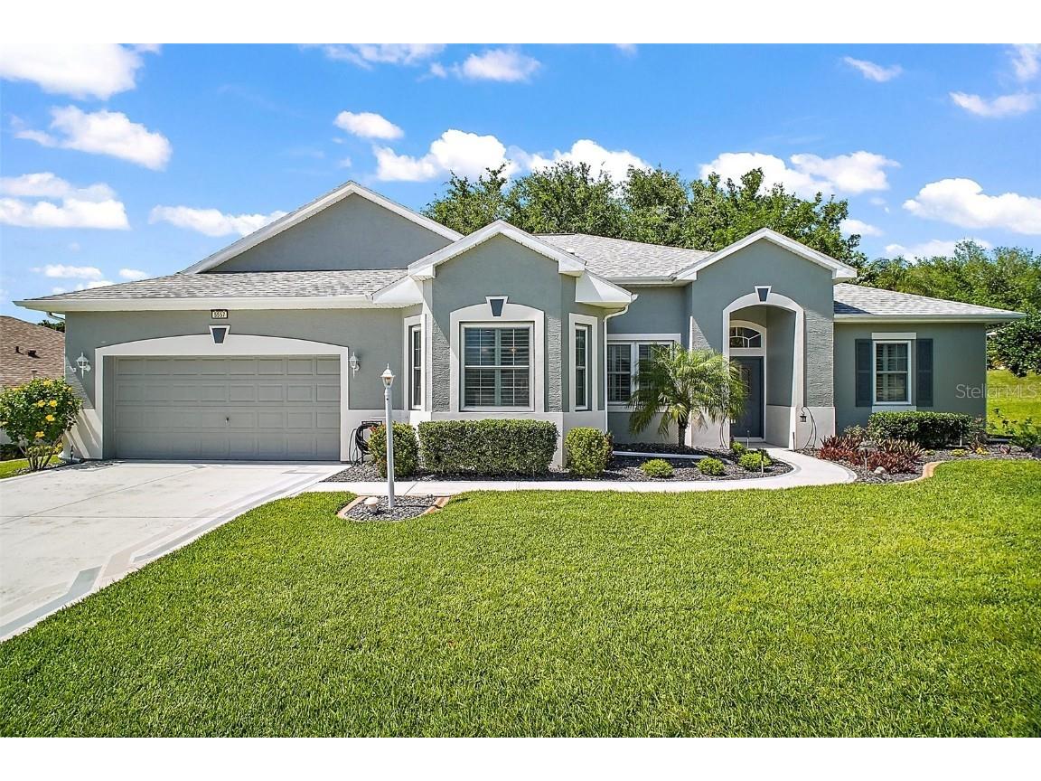 5557 Freeport Drive Tavares FL 32778 - LITTLE LAKE HARRIS G5095318 image1