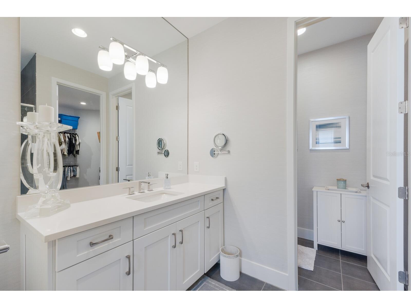 5557 Long Shore Loop Sarasota FL 34238 A4674783 image27