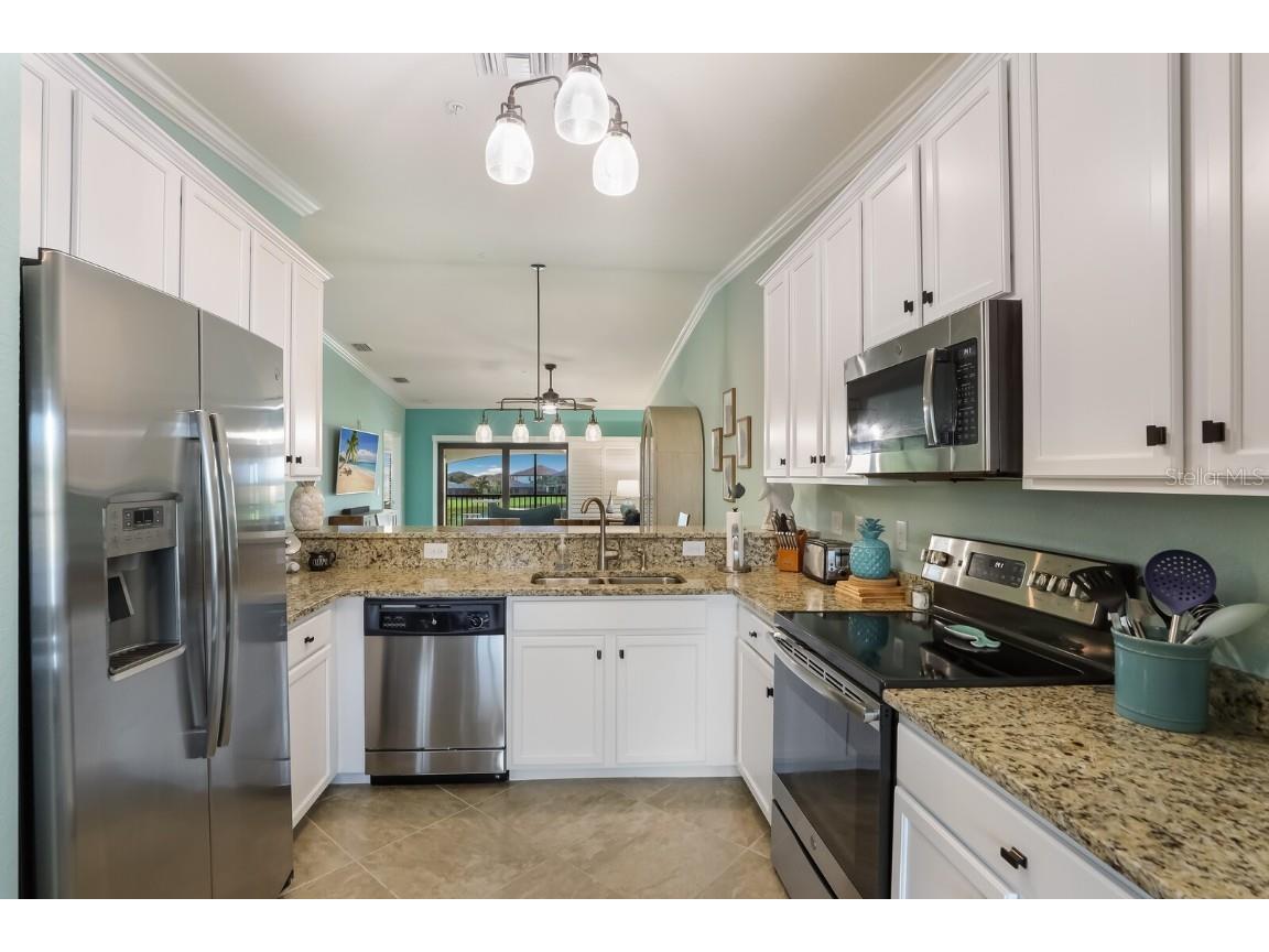 5557 Palmer Circle #202 Bradenton FL 34211 A4652549 image6