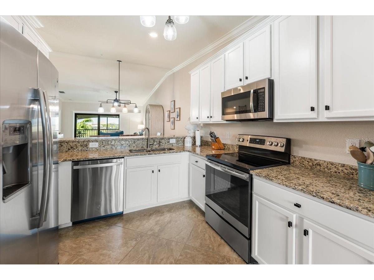 5557 Palmer Circle #202 Bradenton FL 34211 A4698601 image12