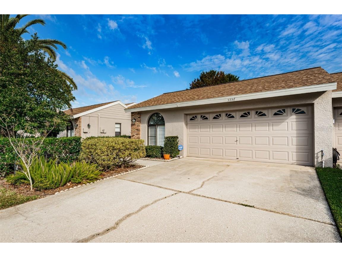 5557 Salem Square Drive S Palm Harbor FL 34685 U8235105 image1