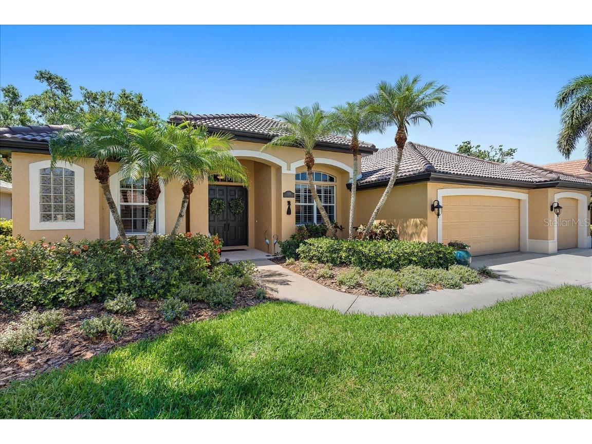 5558 Oak Grove Court Sarasota FL 34233 A4570144 image1