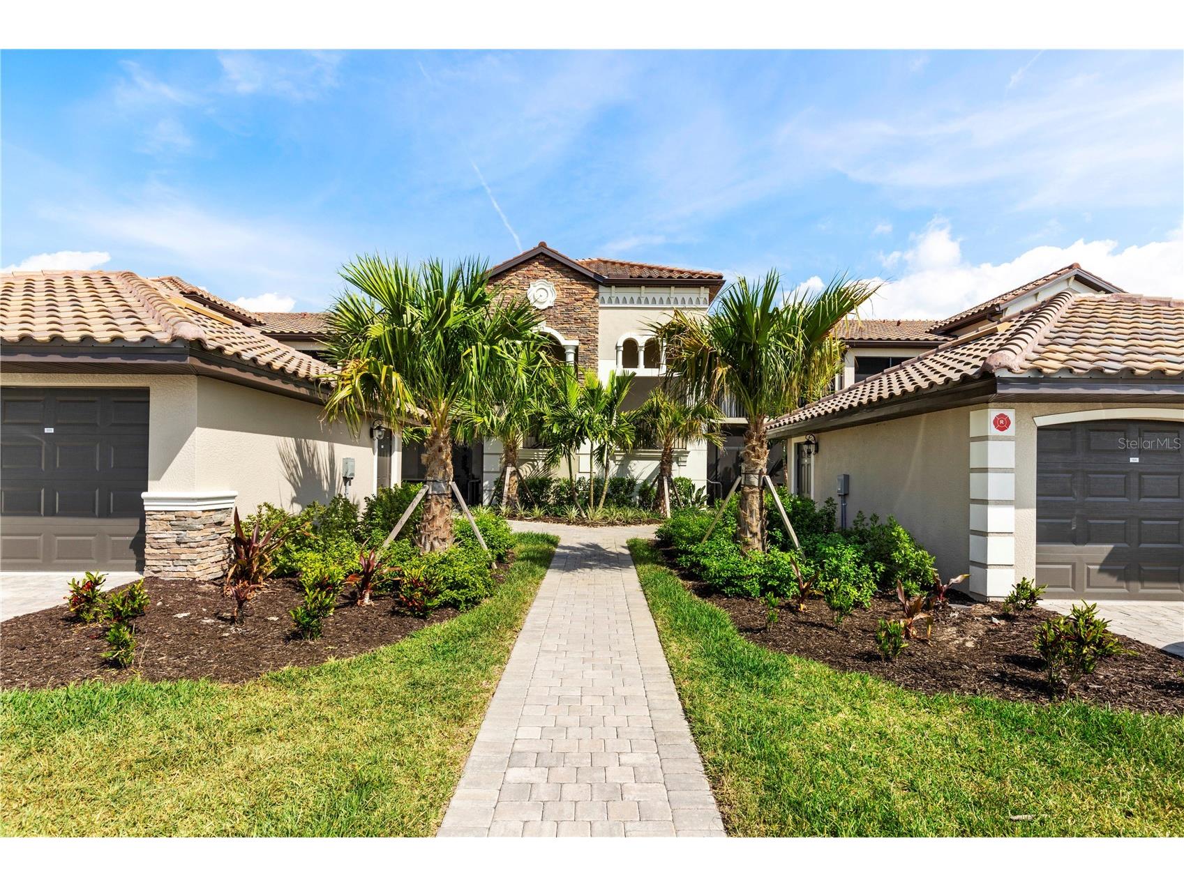 5558 Palmer Circle #105 Bradenton FL 34211 A4691733 image1