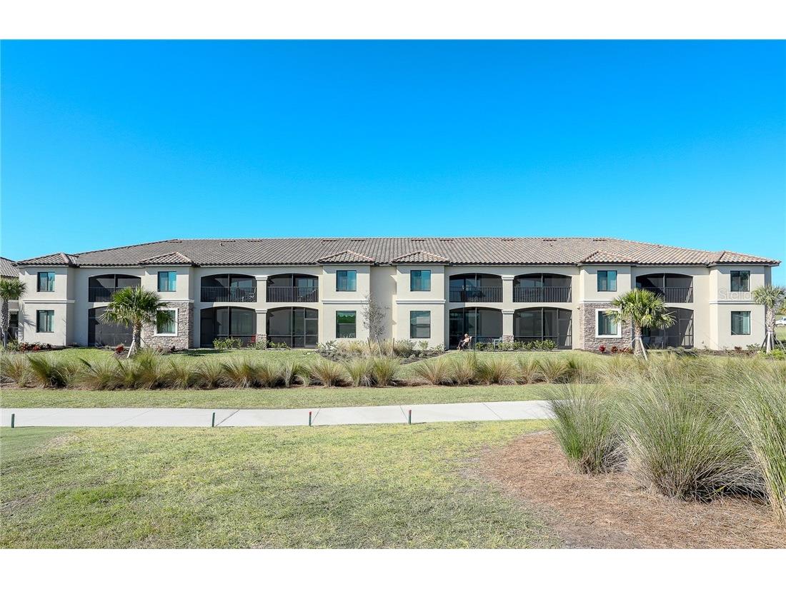 5558 Palmer Circle #106 Bradenton FL 34211 A4423370 image9