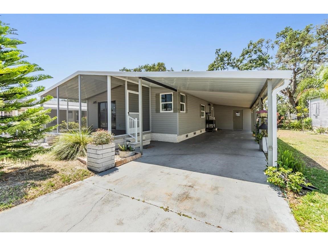 5559 Caprice Way Zephyrhills FL 33541 TB8372453 image1