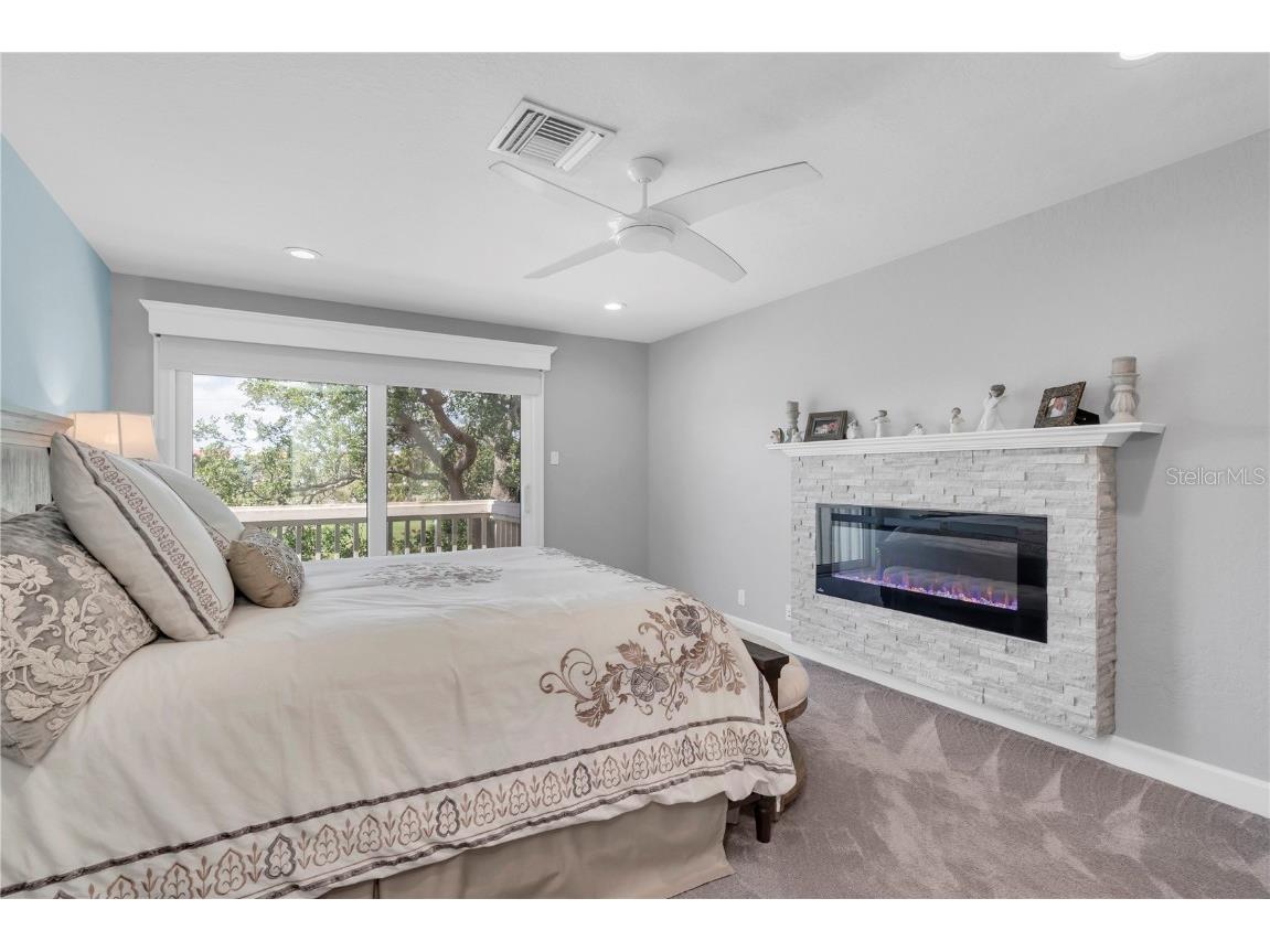 5559 Escondida Boulevard S Saint Petersburg FL 33715 TB8447621 image17