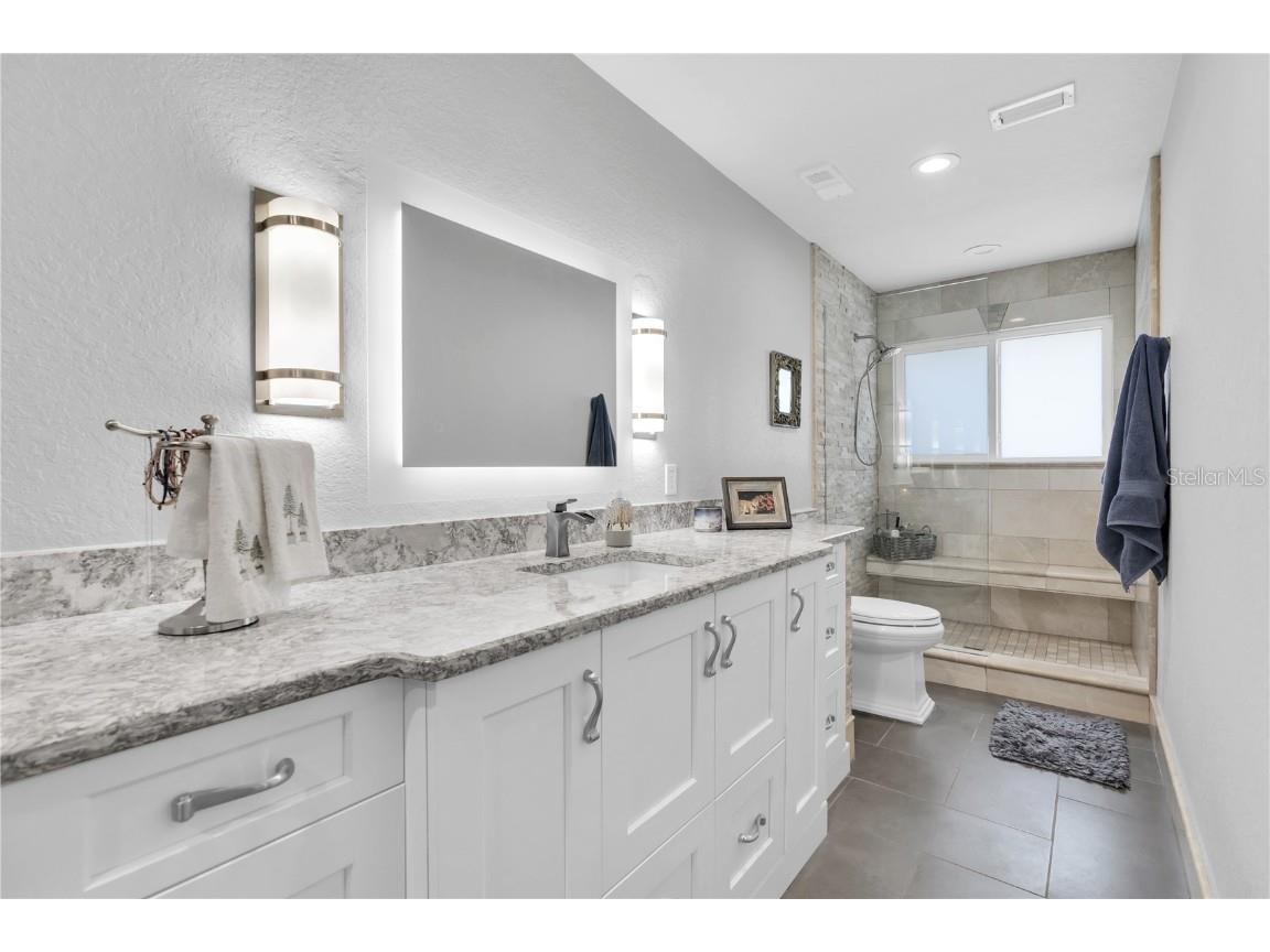 5559 Escondida Boulevard S Saint Petersburg FL 33715 TB8447621 image18