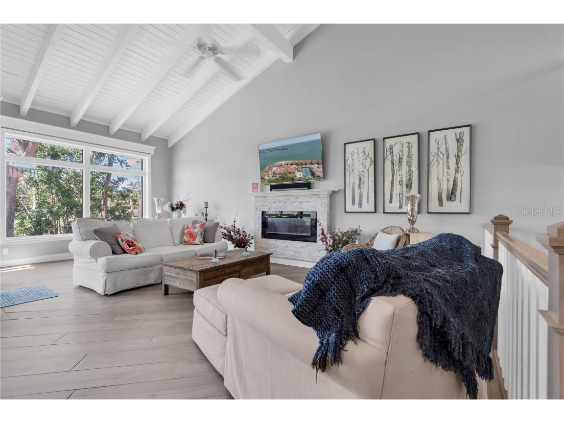 5559 Escondida Boulevard S Saint Petersburg FL 33715 TB8447621 image5