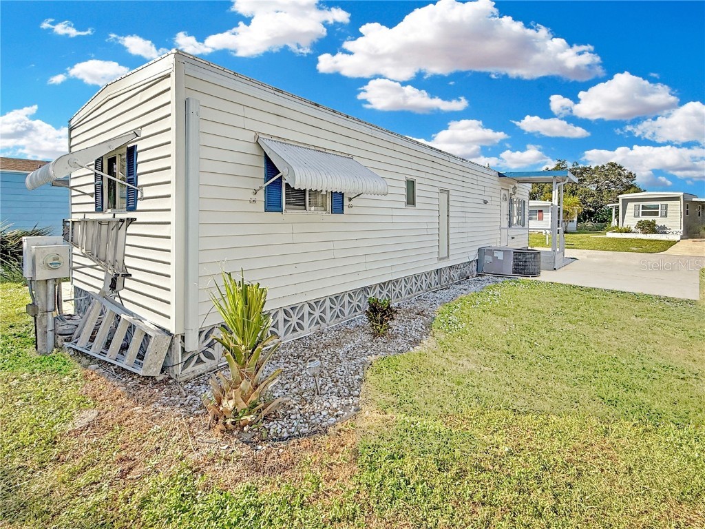 5559 Holiday Park Boulevard North Port FL 34287 N6141112 image26