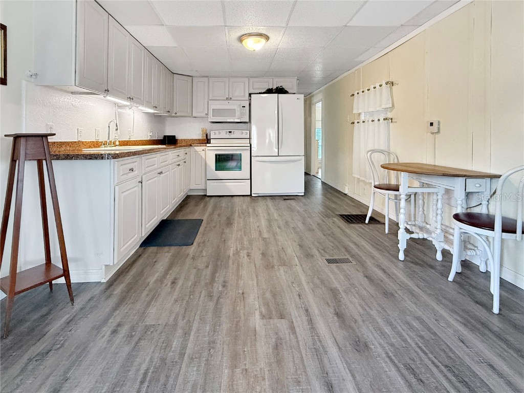 5559 Holiday Park Boulevard North Port FL 34287 N6141112 image8