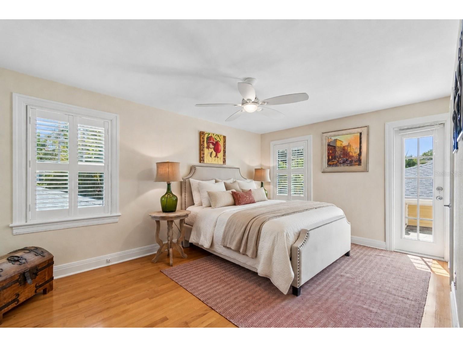 556 21st Avenue NE Saint Petersburg FL 33704 TB8505179 image43