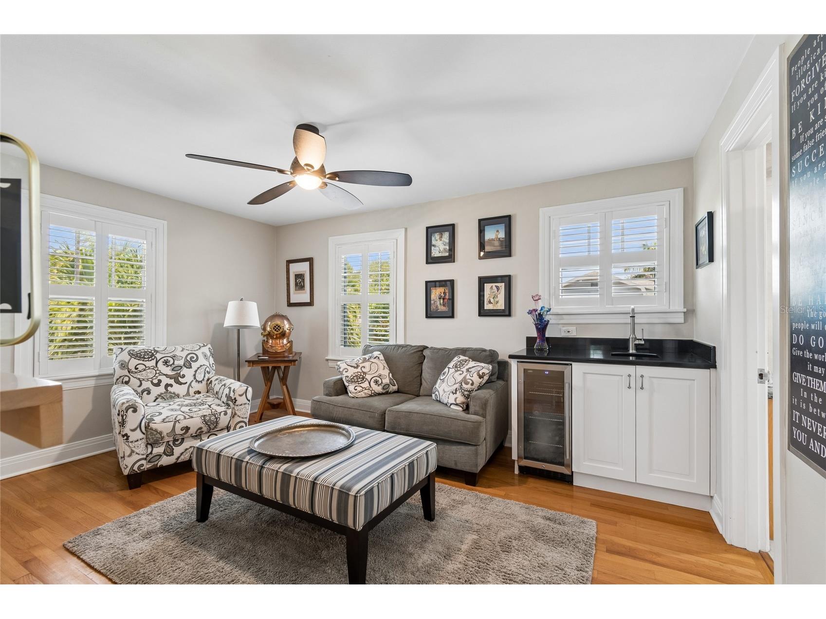 556 21st Avenue NE Saint Petersburg FL 33704 TB8505179 image46
