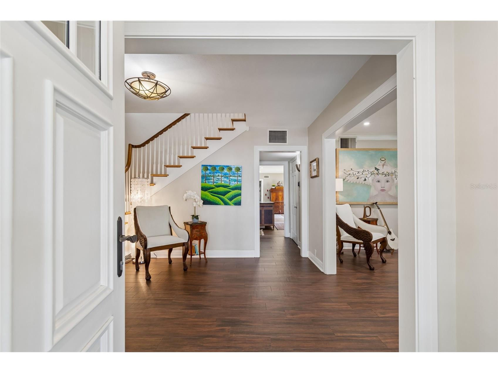 556 21st Avenue NE Saint Petersburg FL 33704 TB8505179 image9