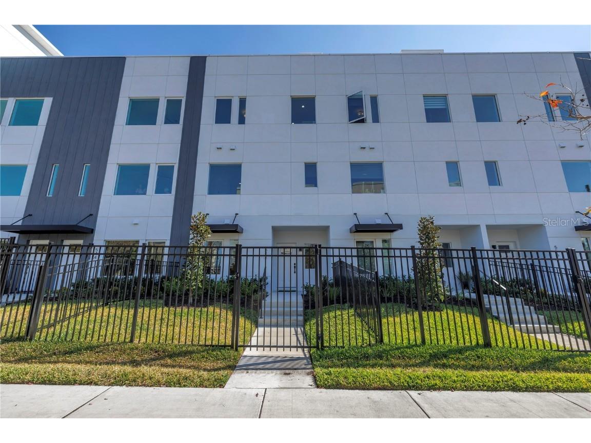 556 Dr Martin Luther King Jr Street S Saint Petersburg FL 33701 TB8407536 image1