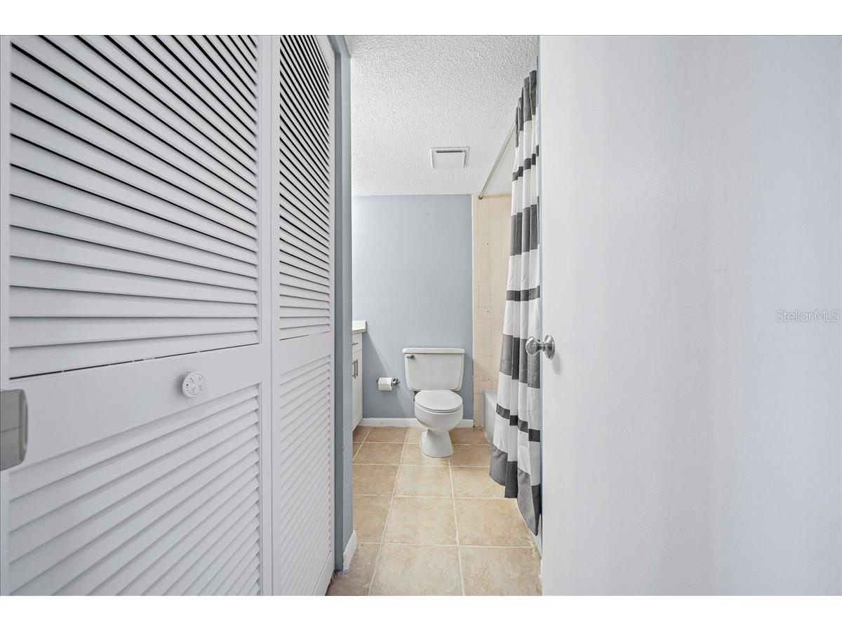556 Fairways Circle #B Ocala FL 34472 OM721192 image24