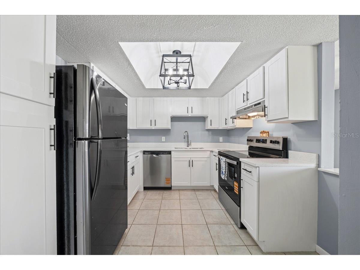 556 Fairways Circle #B Ocala FL 34472 OM721192 image5