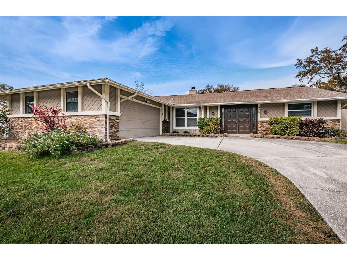 556 Hammock Drive Palm Harbor FL 34683 U8231111 image1