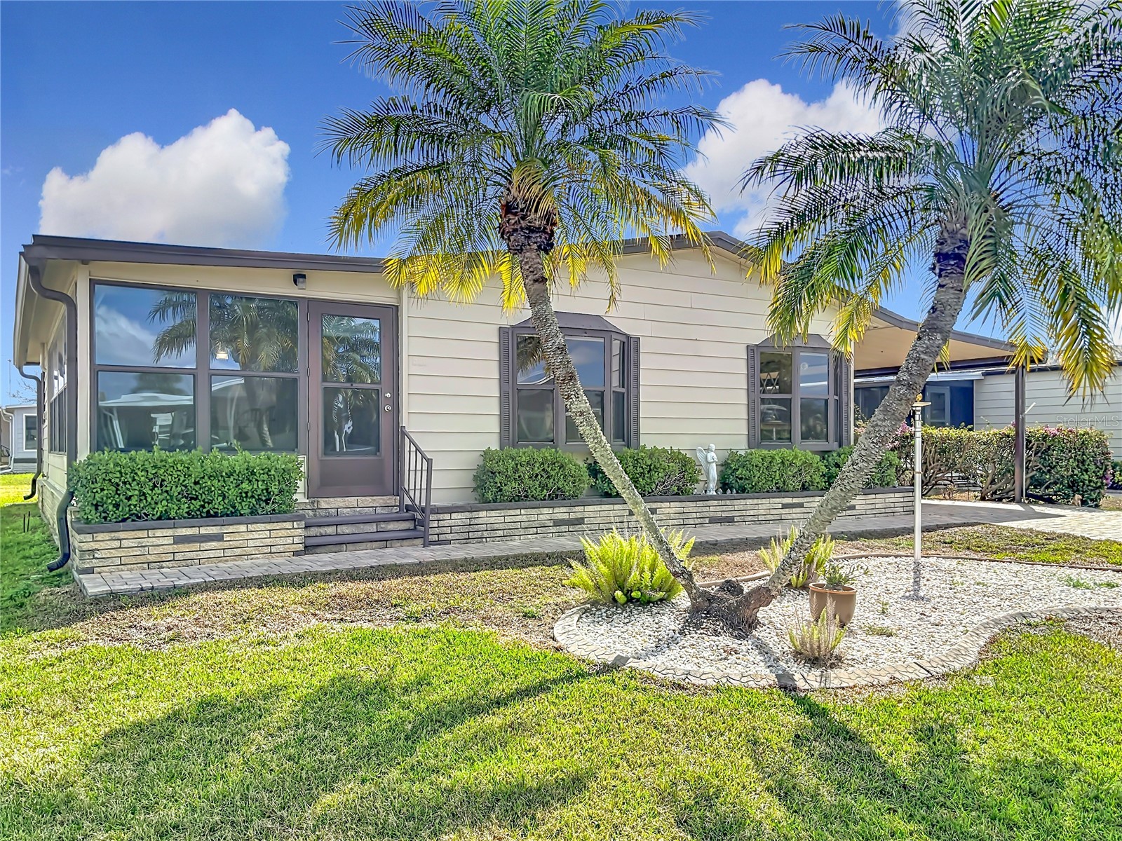 556 Madero North Port FL 34287 C7522443 image1
