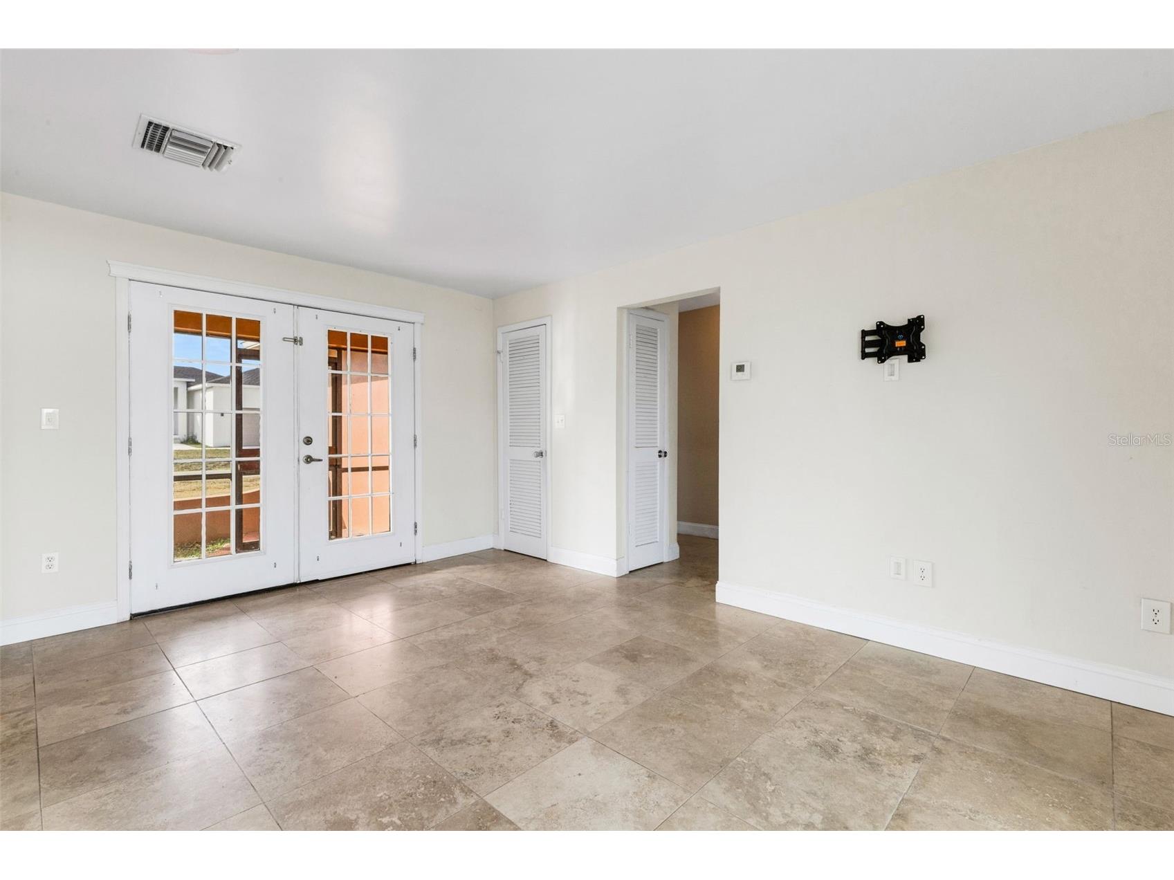 556 Mimosa Avenue NW Port Charlotte FL 33952 A4680698 image10
