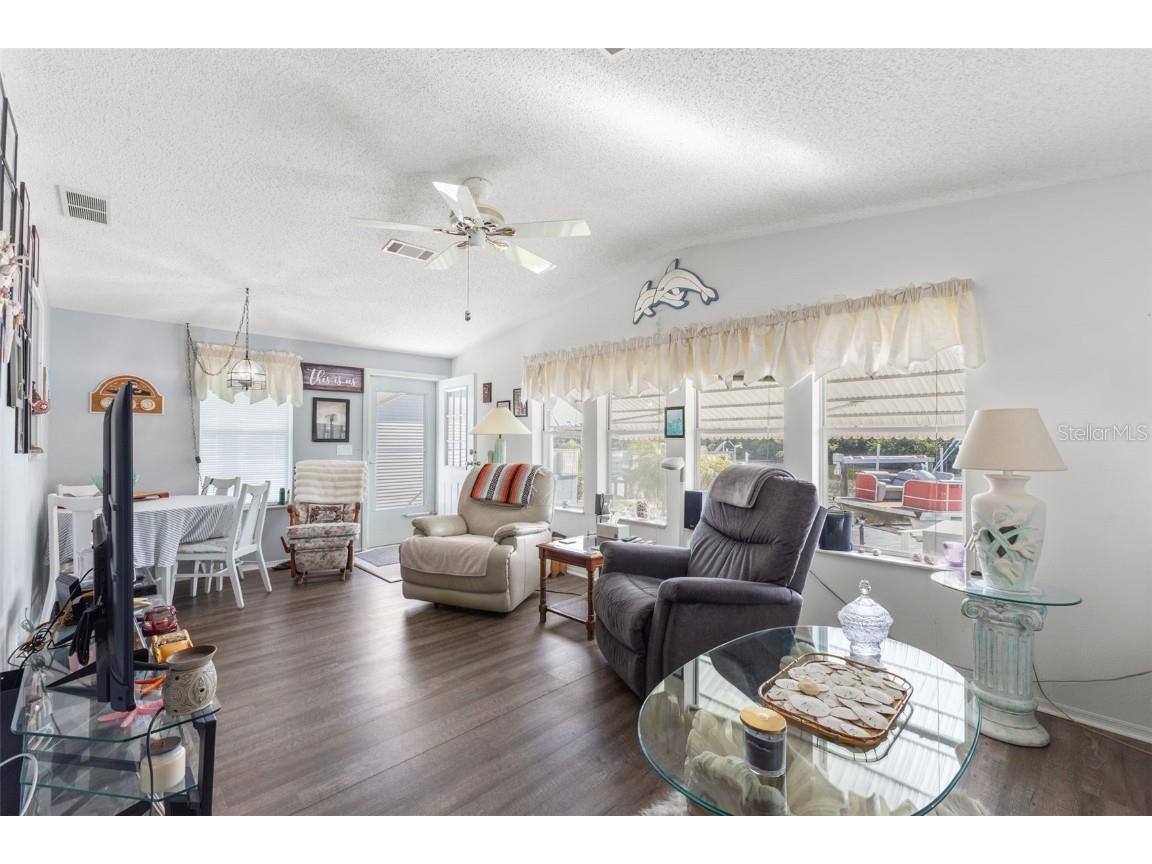 556 Mount Oak Avenue NE #738 Saint Petersburg FL 33702 - TAMPA BAY TB8426277 image12