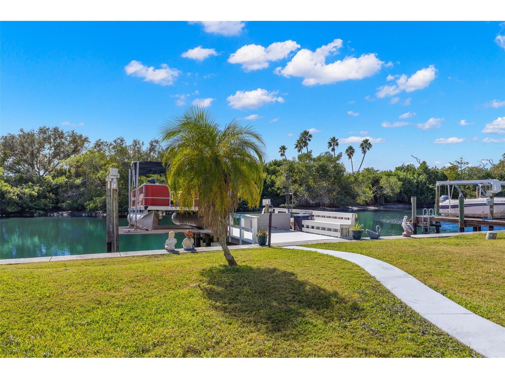 556 Mount Oak Avenue NE #738 Saint Petersburg FL 33702 - TAMPA BAY TB8519300 image13