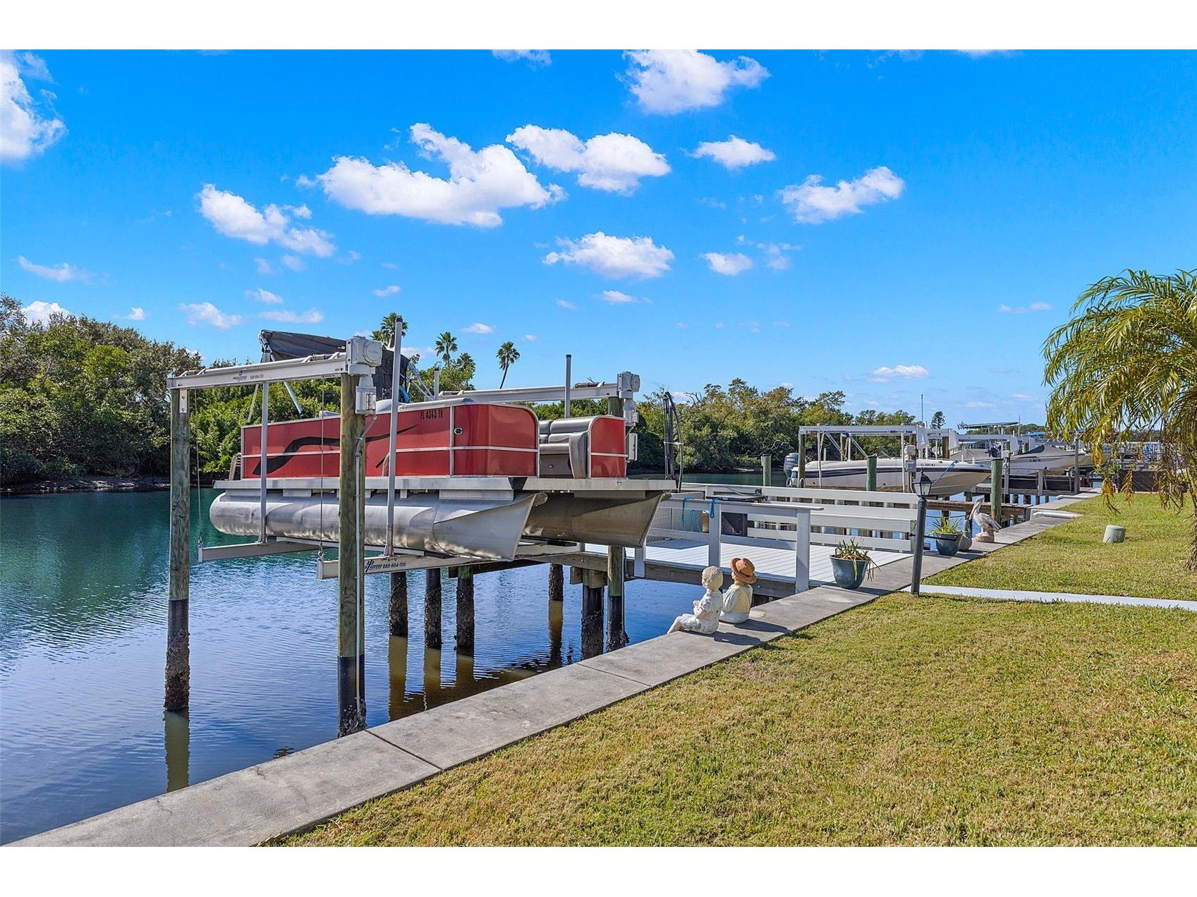 556 Mount Oak Avenue NE #738 Saint Petersburg FL 33702 - TAMPA BAY TB8519300 image14