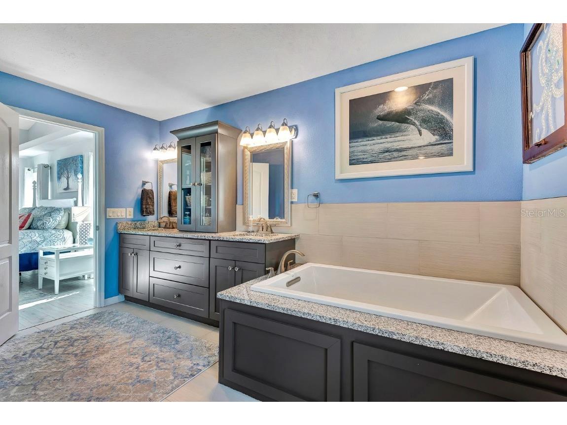 556 Silk Oak Drive Venice FL 34293 A4675659 image12