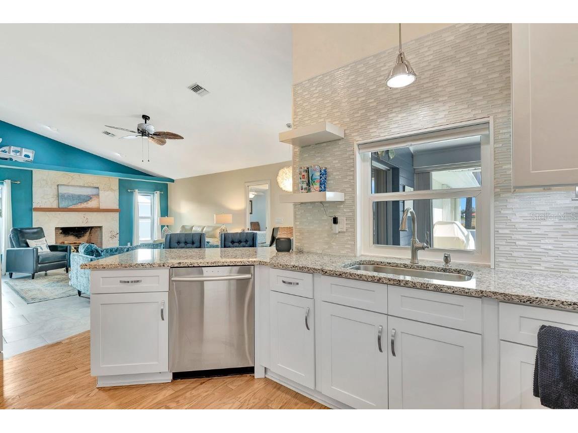 556 Silk Oak Drive Venice FL 34293 A4675659 image21