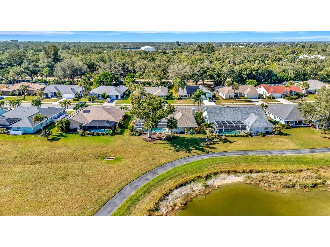 556 Silk Oak Drive Venice FL 34293 A4675659 image50