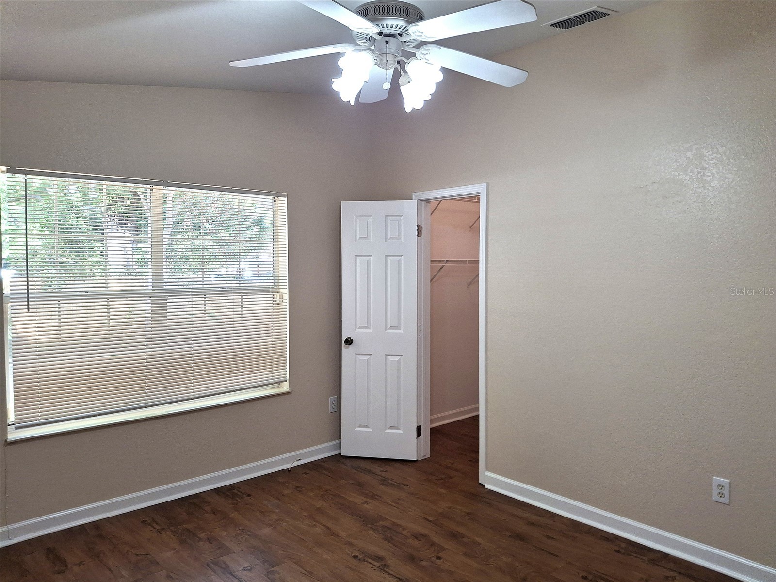 5560 61st Street N Saint Petersburg FL 33709 TB8532710 image16