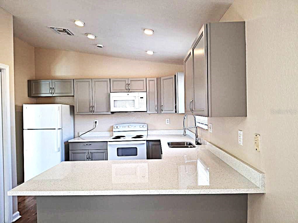 5560 61st Street N Saint Petersburg FL 33709 TB8532710 image3