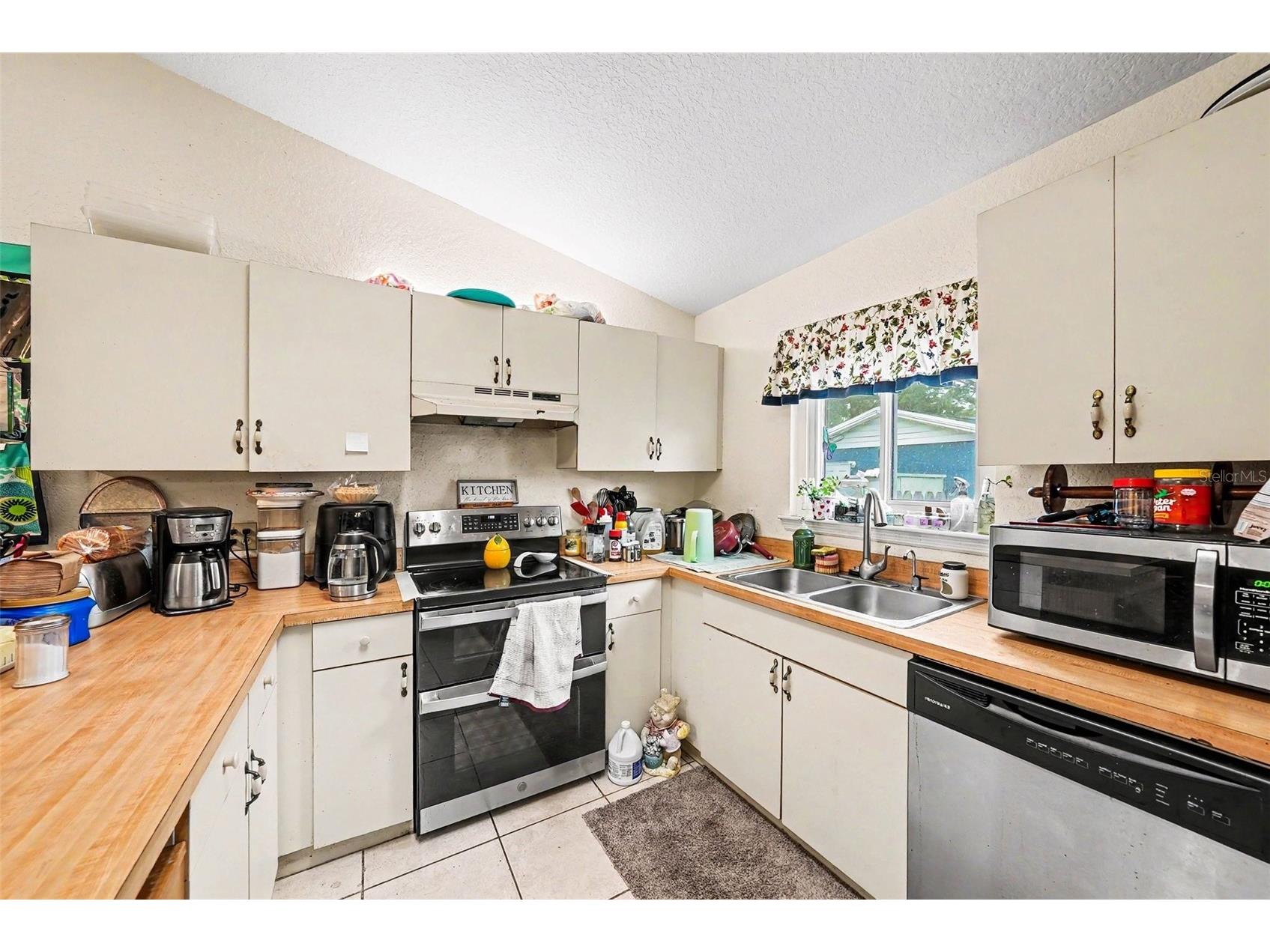 5560 76th Avenue N Pinellas Park FL 33781 TB8509415 image6