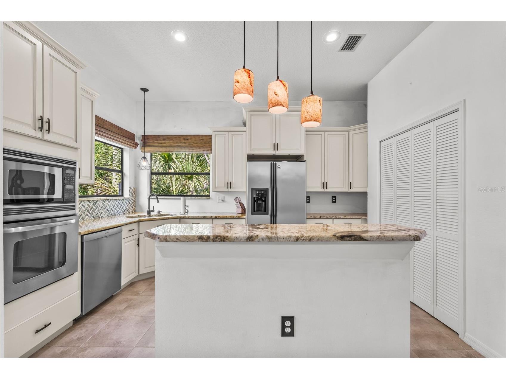 5560 Bob White Trail Mims FL 32754 O6410275 image18