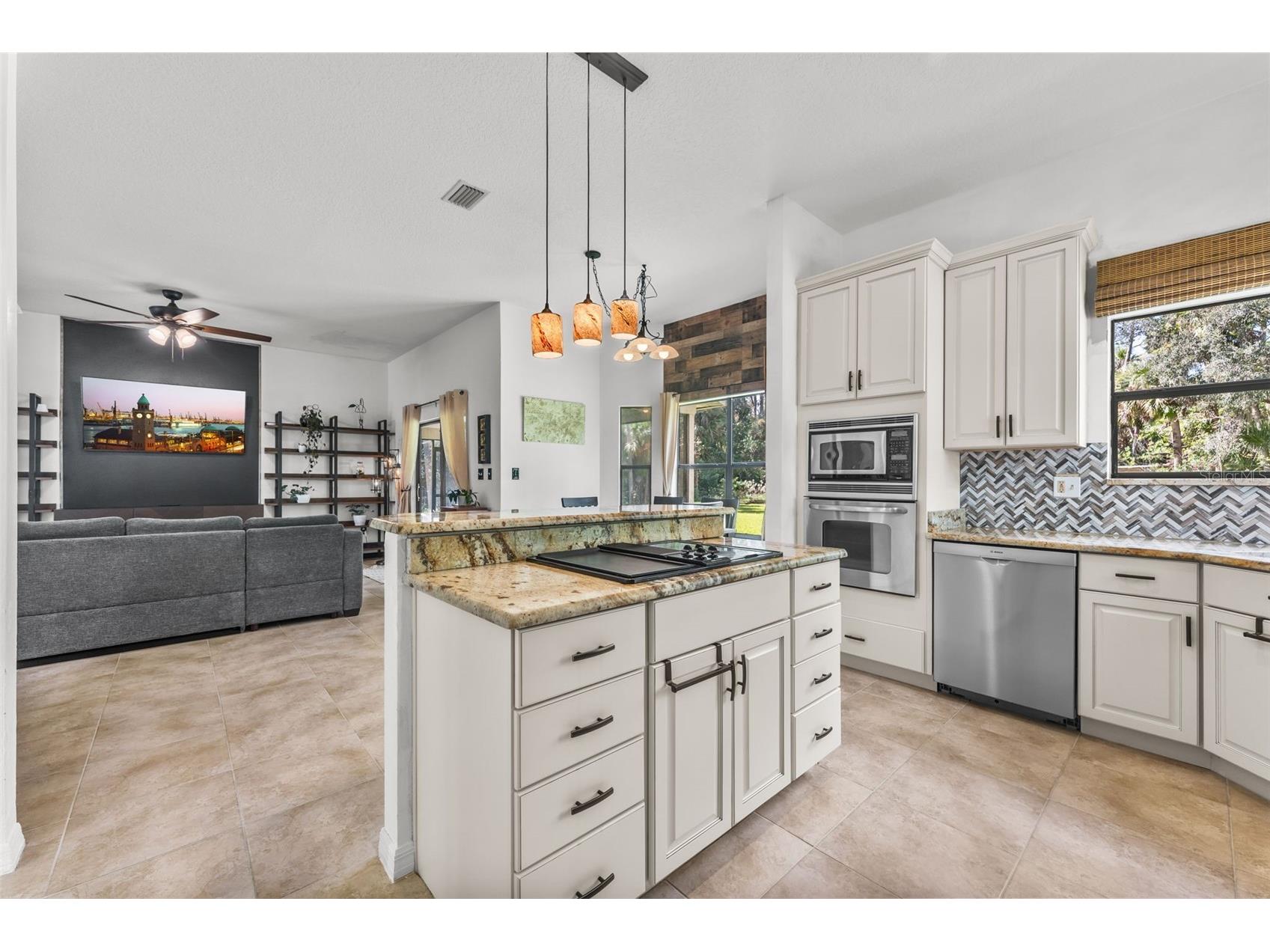5560 Bob White Trail Mims FL 32754 O6410275 image22