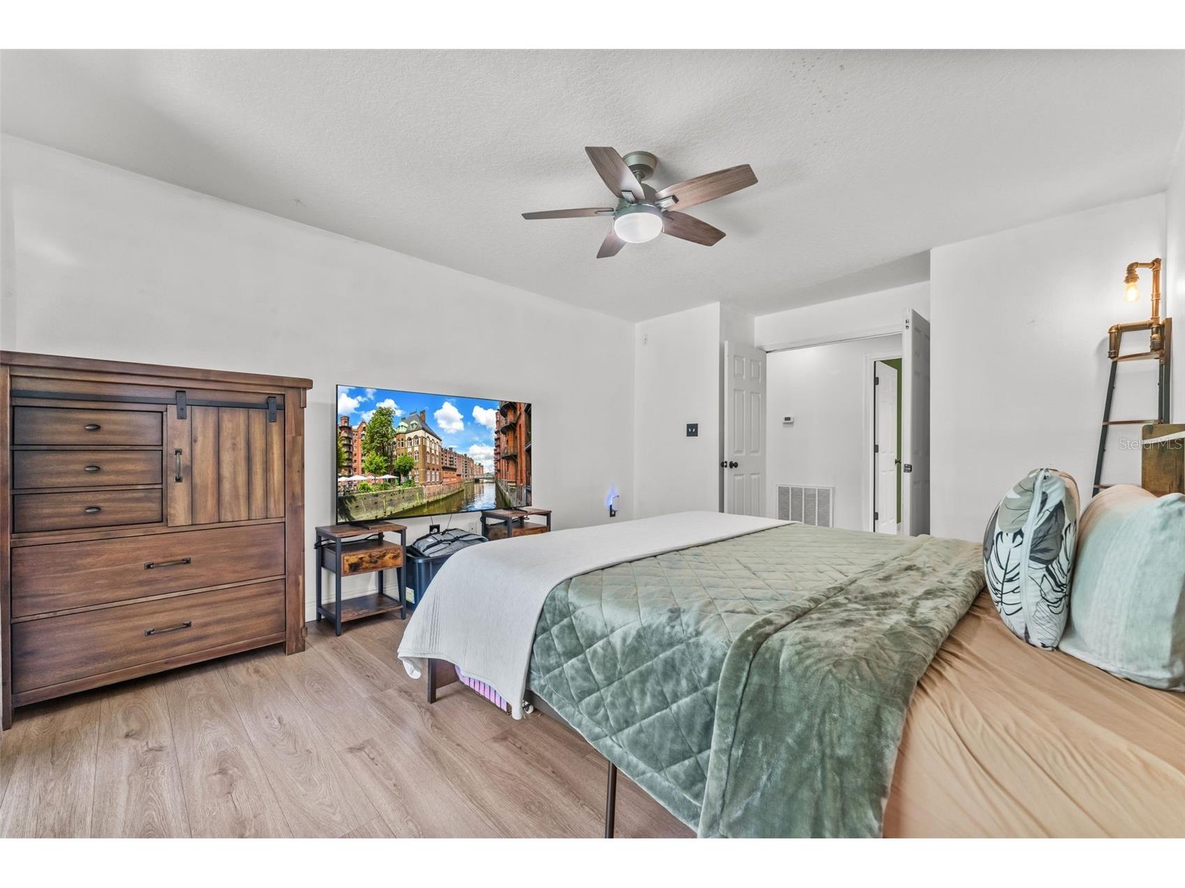 5560 Bob White Trail Mims FL 32754 O6410275 image26