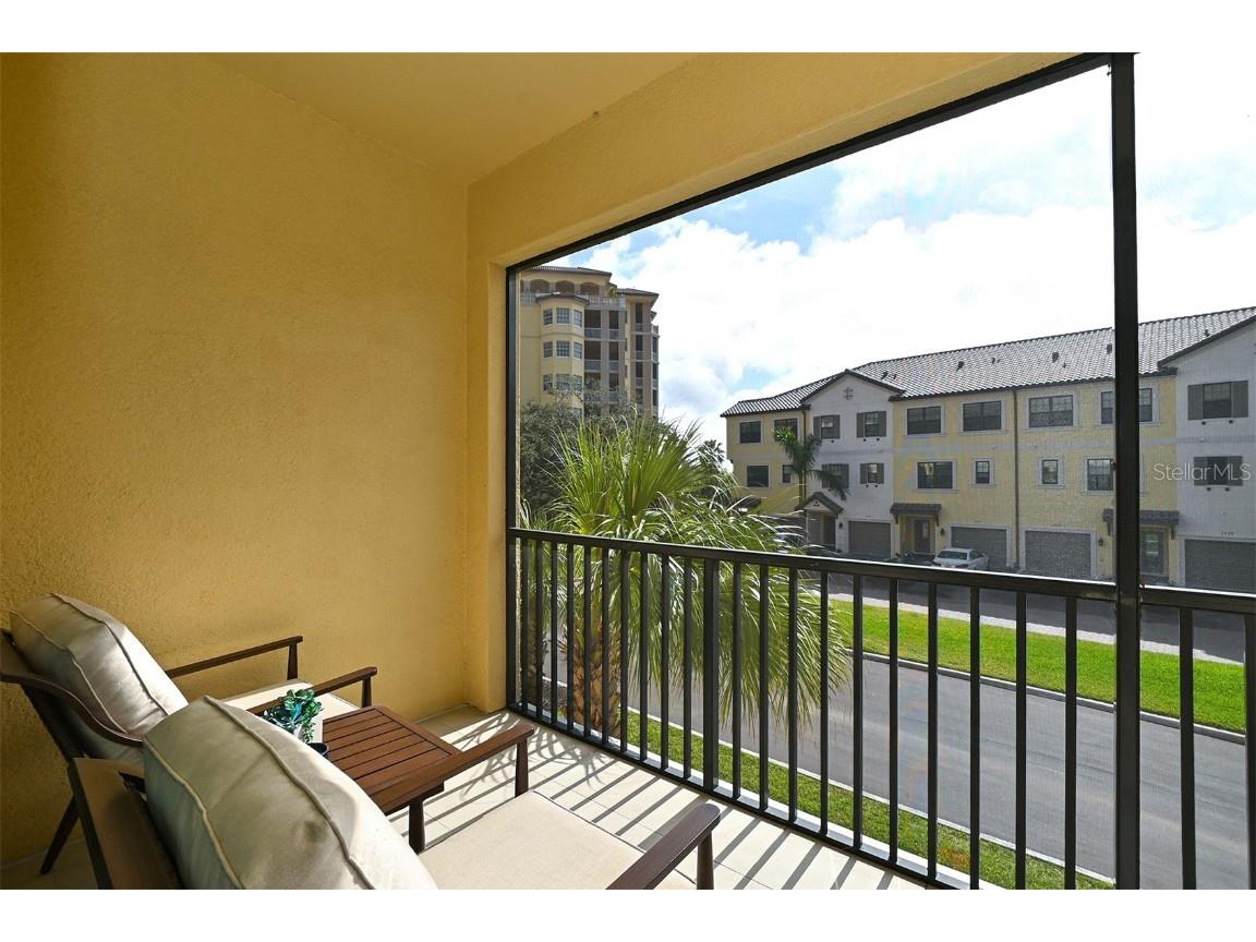 5560 Cannes Circle #3-106 Sarasota FL 34231 A4665433 image26