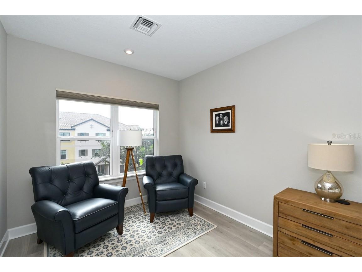 5560 Cannes Circle #3-106 Sarasota FL 34231 A4665433 image38